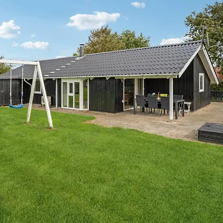 別荘 Nice Home In Hejls With Sauna *