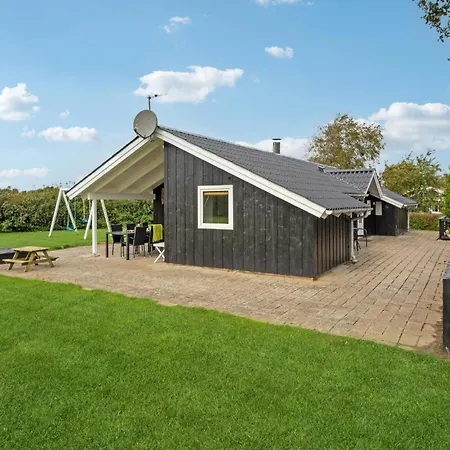 別荘 Nice Home In Hejls With Sauna